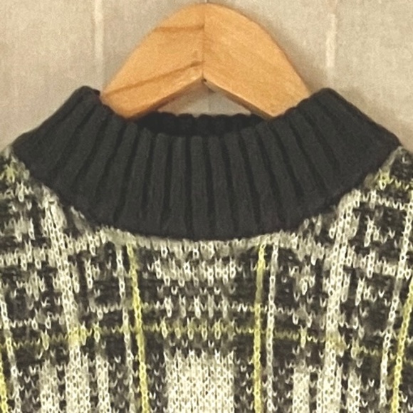 Classic Plaid Sweater Grey, Yellow, and White - Picture 6 of 14